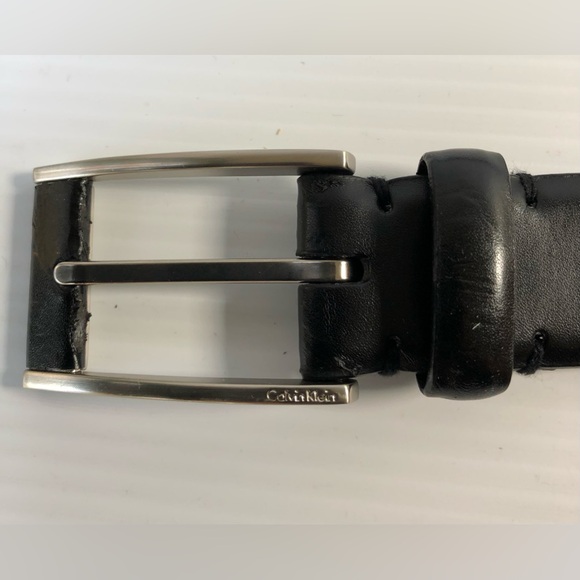 Calvin Klein Leather Belt - Picture 7 of 8
